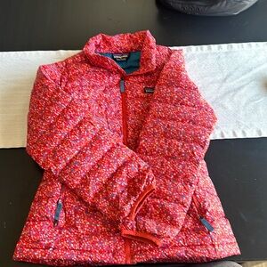 Girls Patagonia light weight jacket